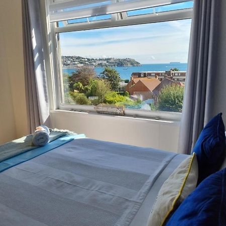 شقة توركواي  في Bed& Boujee With Sea Views المظهر الخارجي الصورة