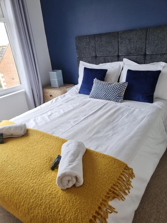 شقة توركواي  في Bed& Boujee With Sea Views المظهر الخارجي الصورة